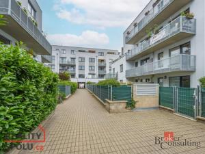 Prodej bytu 1+kk, Praha - Uhříněves, náměstí Bratří Jandusů, 38 m2
