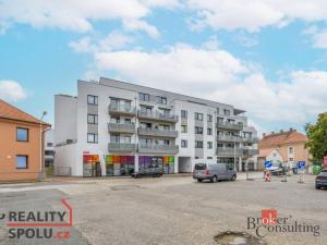 Prodej bytu 1+kk, Praha - Uhříněves, náměstí Bratří Jandusů, 38 m2