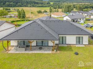 Prodej rodinného domu, Šabina, 182 m2