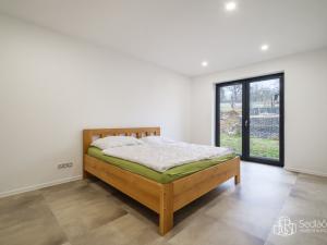 Prodej rodinného domu, Šabina, 182 m2