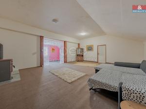 Prodej rodinného domu, Branky, 470 m2