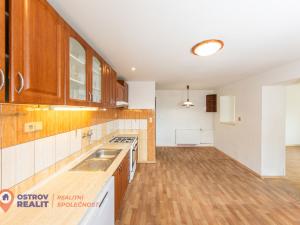 Prodej bytu 4+1, Postřelmov, Krátká, 115 m2