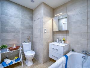 Pronájem bytu 3+1, Chomutov, Vítězslava Nezvala, 65 m2