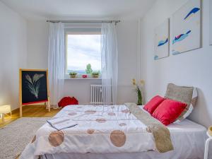 Pronájem bytu 3+1, Chomutov, Vítězslava Nezvala, 65 m2