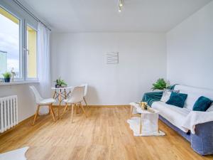 Pronájem bytu 3+1, Chomutov, Vítězslava Nezvala, 65 m2