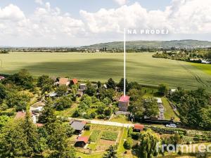 Prodej zahrady, Hrušovany u Brna, 339 m2