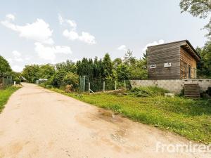 Prodej zahrady, Hrušovany u Brna, 339 m2