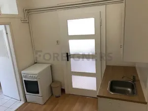 Pronájem bytu 2+1, Pardubice, Železničního pluku, 52 m2