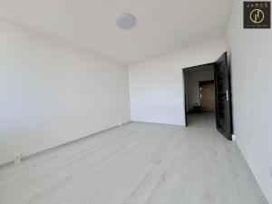 Pronájem bytu 2+1, Chomutov, Bezručova, 56 m2