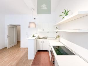 Prodej bytu 3+kk, Praha, Jugoslávských partyzánů, 50 m2