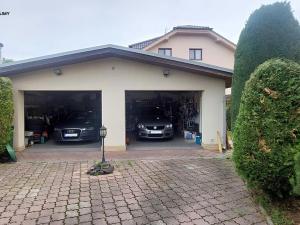 Prodej vily, Praha - Suchdol, 243 m2