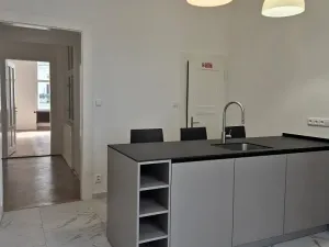 Pronájem bytu 4+1, Praha - Josefov, Kaprova, 135 m2