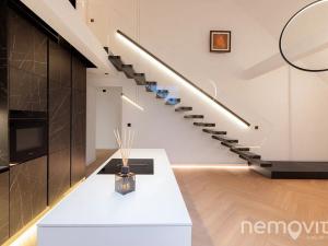 Prodej bytu 4+kk, Praha - Karlín, Sokolovská, 159 m2