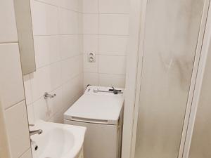 Pronájem bytu 1+kk, Hradec Králové - Slezské Předměstí, Třebechovická, 31 m2