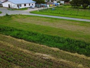 Prodej pozemku pro bydlení, Ivaň, 715 m2