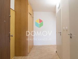 Pronájem bytu 2+kk, Králův Dvůr, Nad Stadionem, 38 m2