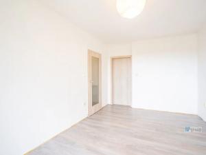 Prodej bytu 2+1, Milovice, Mírová, 48 m2