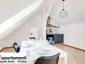 Prodej bytu 2+kk, Praha - Nové Město, V tůních, 58 m2