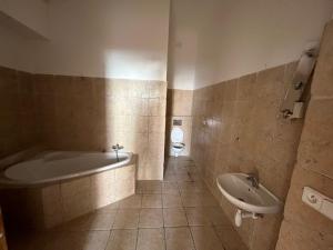 Pronájem ubytování, Hradec Králové, Velké náměstí, 437 m2
