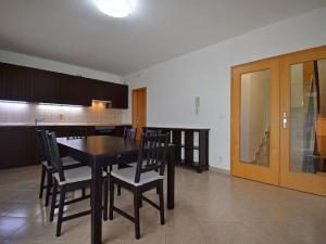 Pronájem rodinného domu, Praha - Řepy, Na Fialce II, 220 m2