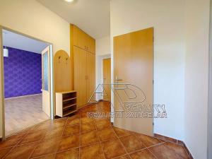 Pronájem bytu 2+1, České Budějovice, Jírovcova, 74 m2