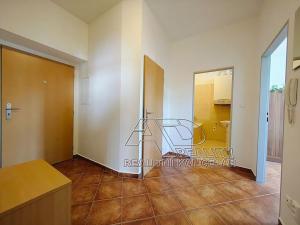 Pronájem bytu 2+1, České Budějovice, Jírovcova, 74 m2