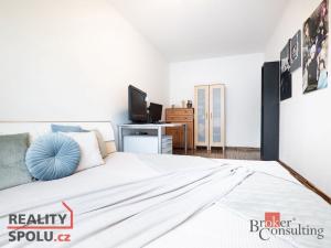 Prodej bytu 2+kk, Praha - Vinoř, Velkoosecká, 48 m2
