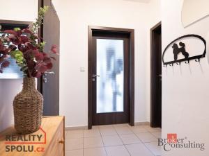 Prodej bytu 2+kk, Praha - Vinoř, Velkoosecká, 48 m2