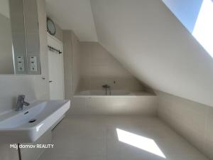 Prodej bytu 2+kk, Praha - Vinohrady, Boleslavská, 72 m2