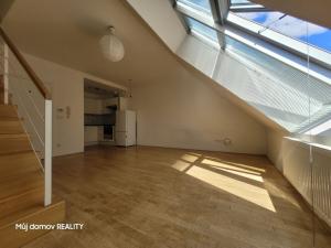 Prodej bytu 2+kk, Praha - Vinohrady, Boleslavská, 72 m2