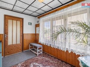 Prodej rodinného domu, Kněževes, Jižní, 140 m2