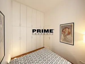 Pronájem bytu 2+1, Praha - Nové Město, Odborů, 47 m2