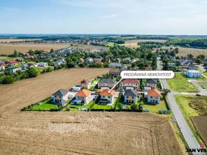 Prodej rodinného domu, Veleň, Sněžná, 144 m2