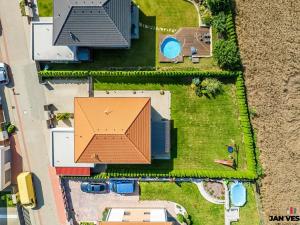 Prodej rodinného domu, Veleň, Sněžná, 144 m2