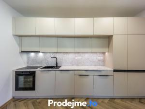Pronájem bytu 2+kk, Znojmo, Pražákova, 45 m2