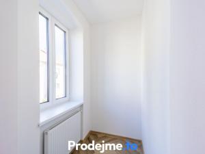 Pronájem bytu 2+kk, Znojmo, Pražákova, 45 m2