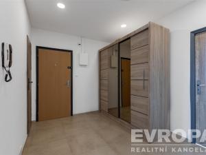 Prodej bytu 3+1, Plzeň - Severní Předměstí, Elišky Krásnohorské, 80 m2