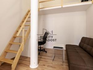 Pronájem bytu 1+kk, Brno, Hybešova, 23 m2