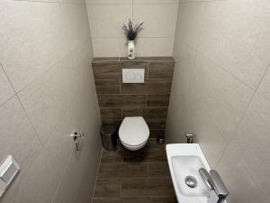 Prodej bytu 3+kk, České Budějovice - České Budějovice 7, Rožnovská, 75 m2