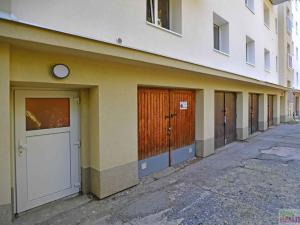 Prodej bytu 3+1, Praha - Podolí, 65 m2