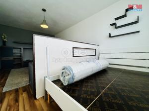 Pronájem bytu 1+1, Klatovy - Klatovy III, Zahradní, 40 m2