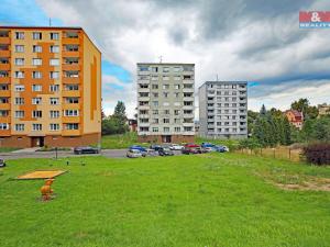 Prodej bytu 4+1, Karlovy Vary - Doubí, Modenská, 77 m2