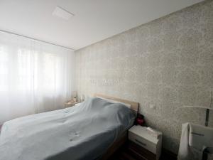 Pronájem bytu 2+1, Karlovy Vary, Krymská, 56 m2