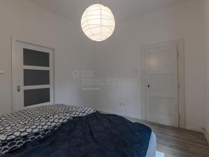 Pronájem bytu 2+1, Praha - Žižkov, Ambrožova, 68 m2