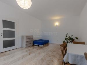 Pronájem bytu 2+1, Praha - Žižkov, Ambrožova, 68 m2