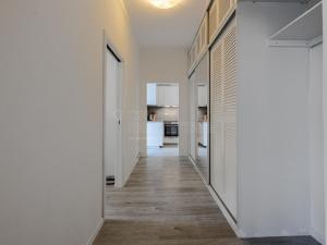 Pronájem bytu 2+1, Praha - Žižkov, Ambrožova, 68 m2