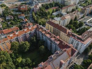 Pronájem bytu 2+1, Praha - Žižkov, Ambrožova, 68 m2