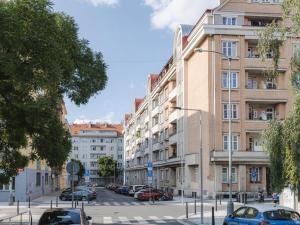 Pronájem bytu 2+1, Praha - Žižkov, Ambrožova, 68 m2