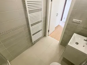 Prodej bytu 1+kk, Praha - Libeň, náměstí Dr. Václava Holého, 29 m2