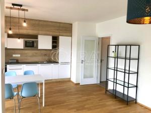 Pronájem bytu 2+kk, Praha - Jinonice, Kloudova, 56 m2